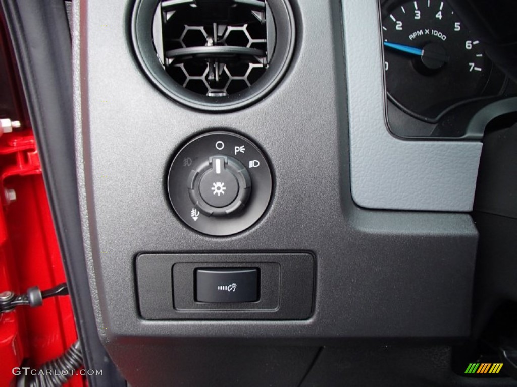 2013 Ford F150 STX Regular Cab 4x4 Controls Photo #78110399