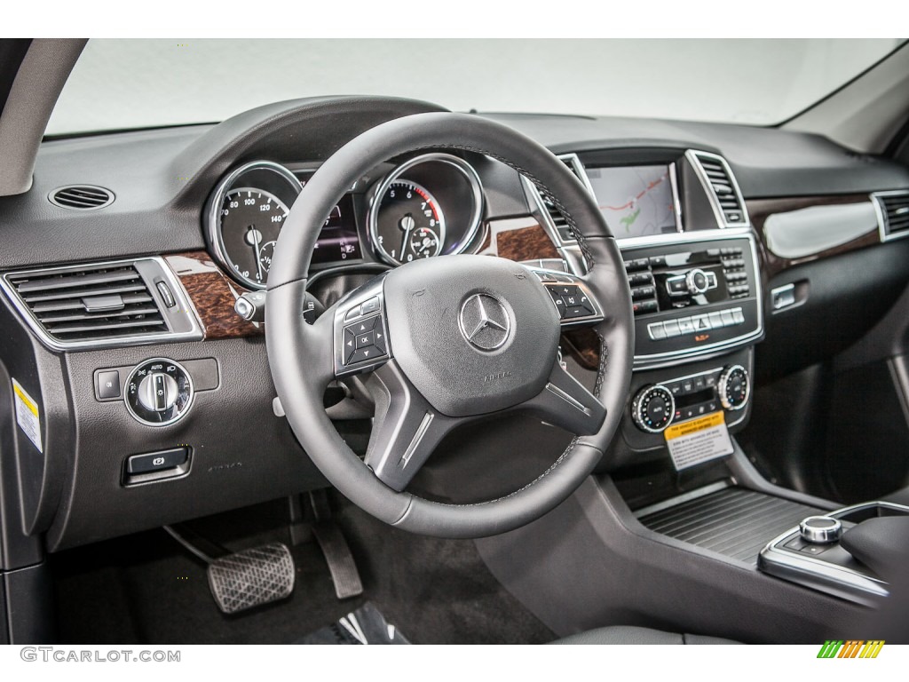 2013 Mercedes-Benz ML 350 4Matic Black Dashboard Photo #78110417