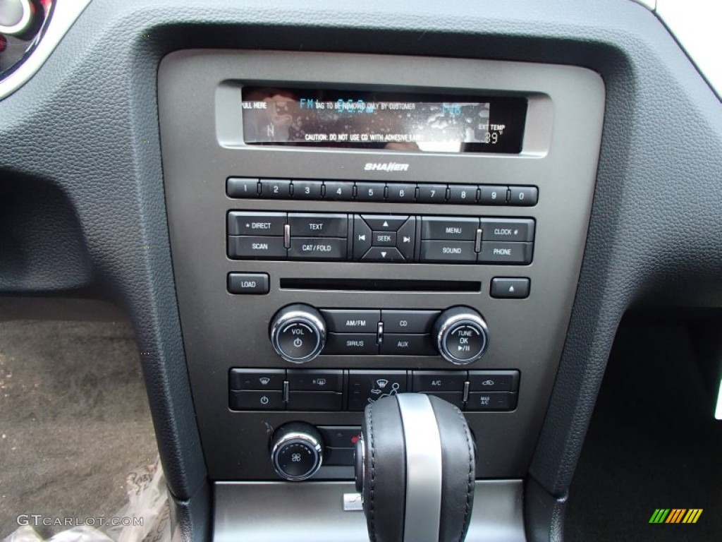 2014 Ford Mustang GT Premium Coupe Controls Photo #78111034