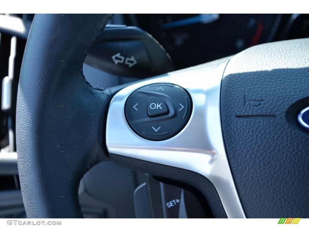 2012 Ford Focus SE Sport 5-Door Controls Photo #78111797