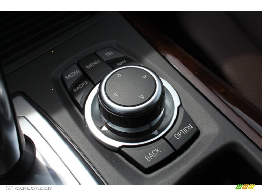 2013 BMW X5 xDrive 35i Controls Photo #78111933