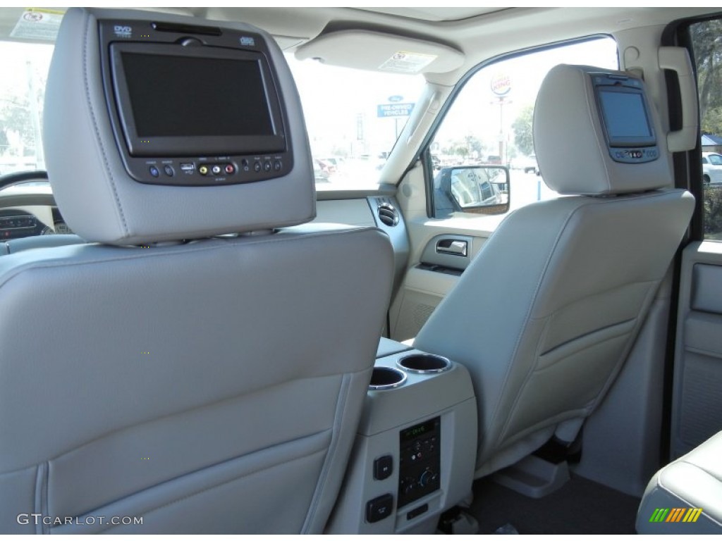 2013 Ford Expedition Limited Entertainment System Photo #78115958