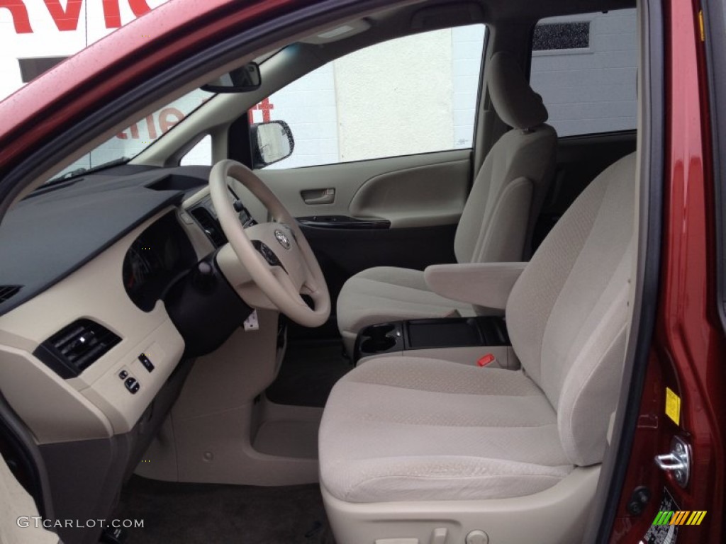 2011 Sienna LE - Salsa Red Pearl / Dark Charcoal photo #14