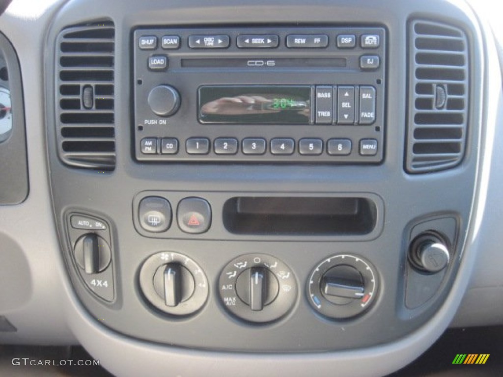 2001 Ford Escape XLT V6 4WD Controls Photo #78118535