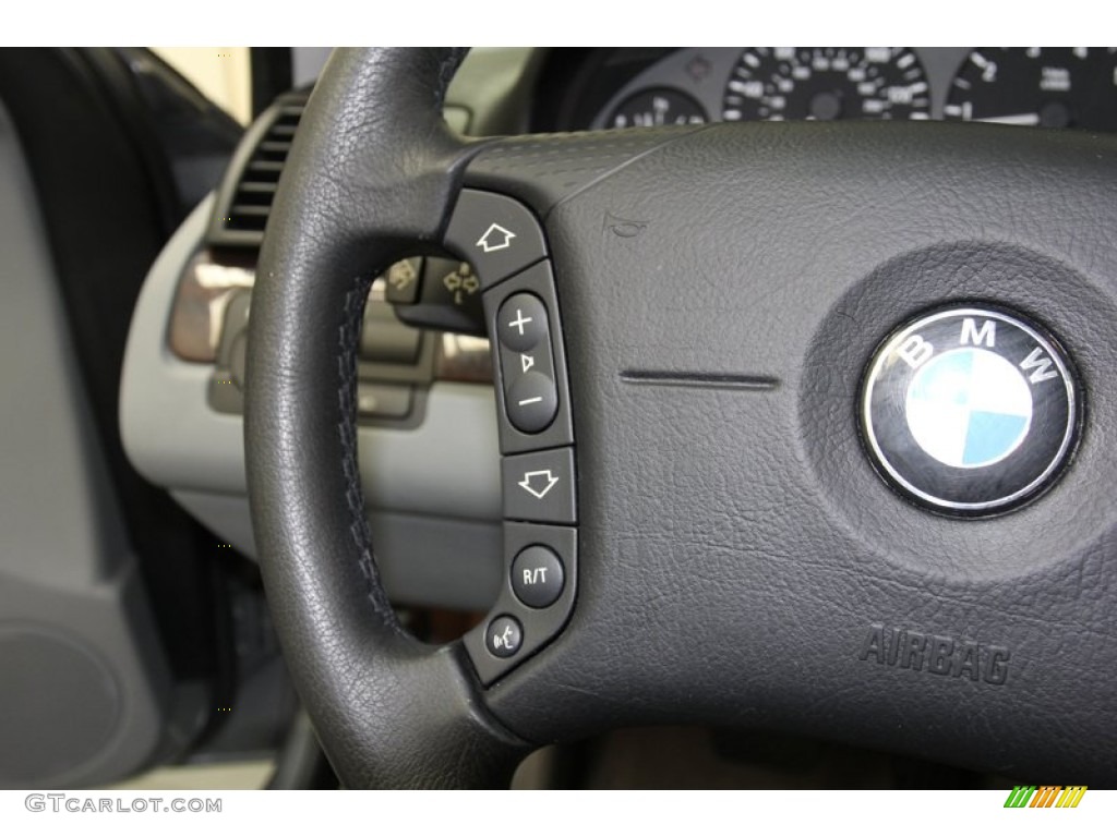 2003 BMW 3 Series 325i Sedan Controls Photos