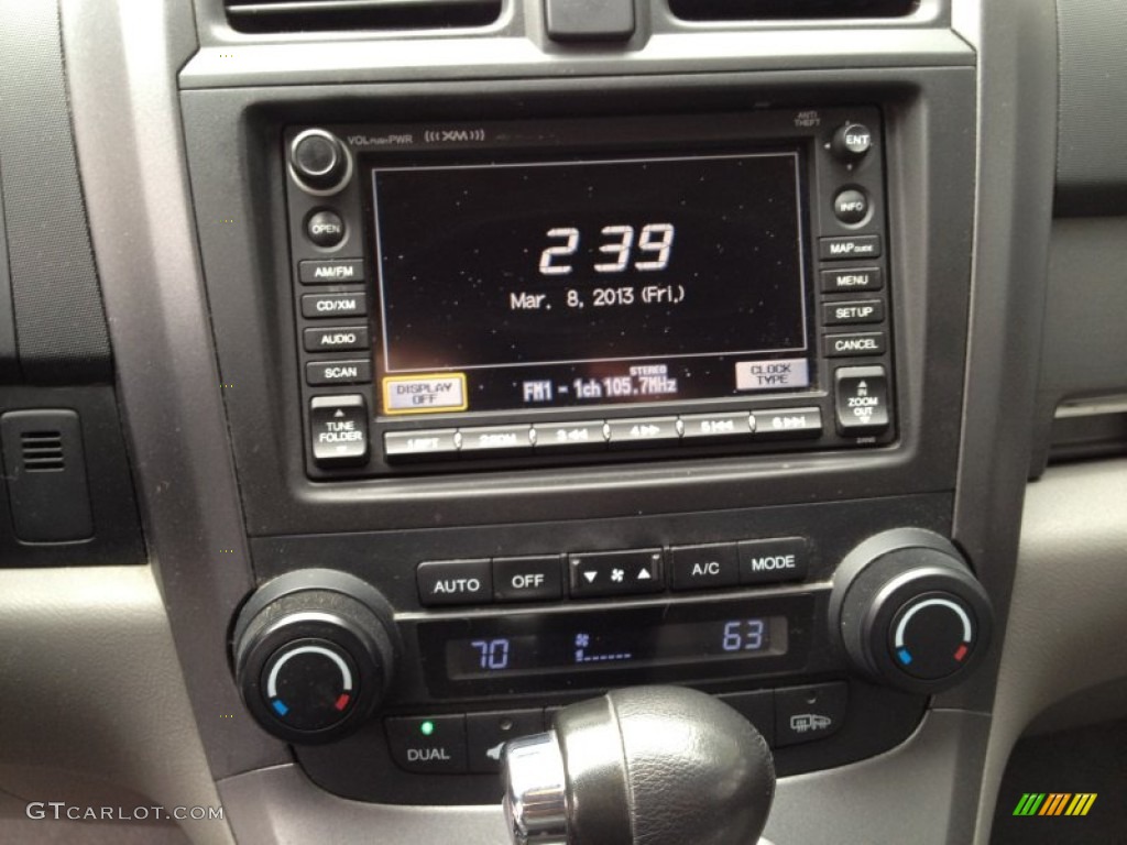 2009 Honda CR-V EX-L 4WD Controls Photo #78124051