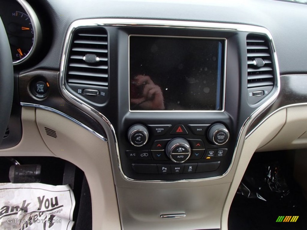 2014 Jeep Grand Cherokee Limited 4x4 Controls Photo #78124821