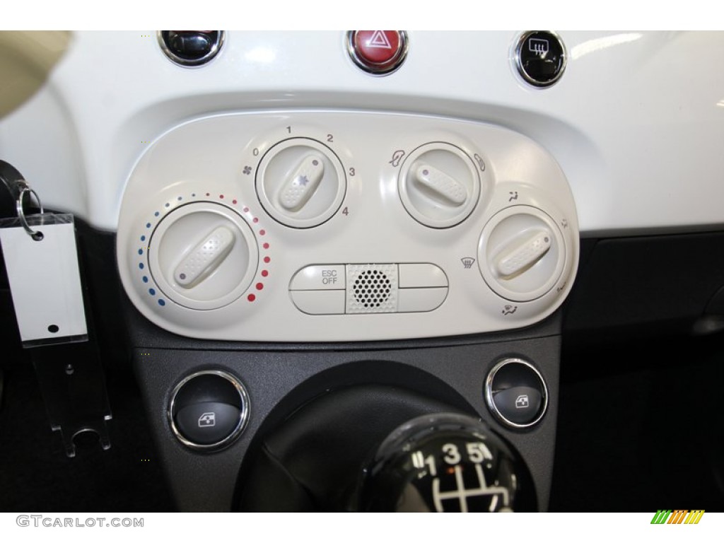 2012 Fiat 500 Pop Controls Photo #78125589