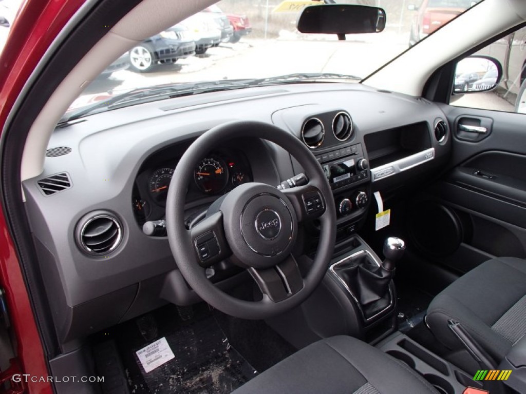 Dark Slate Gray Interior 2014 Jeep Compass Sport 4x4 Photo #78126194