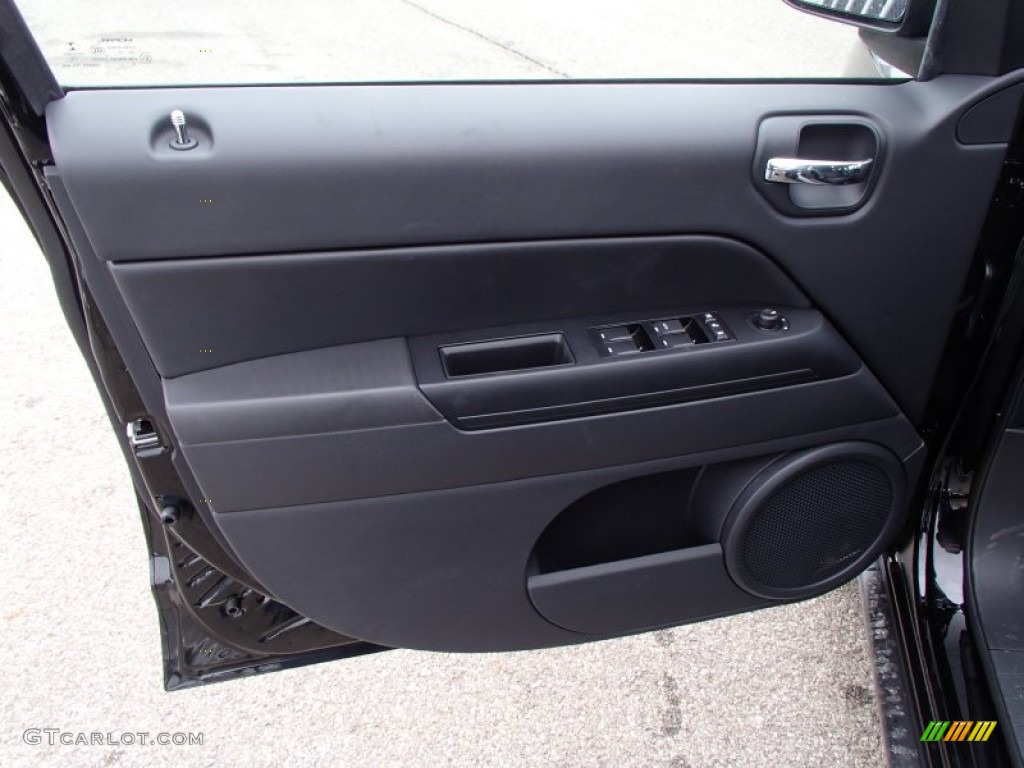 2014 Jeep Compass Sport Dark Slate Gray Door Panel Photo #78126588