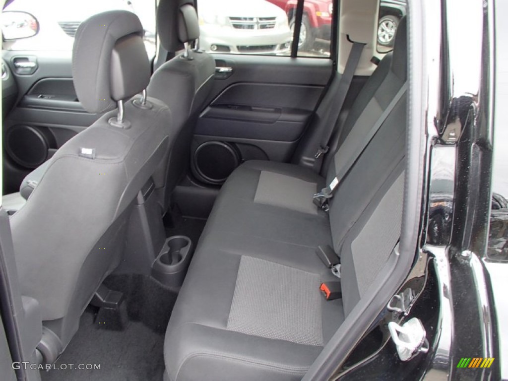 2014 Jeep Compass Sport Rear Seat Photo #78126611