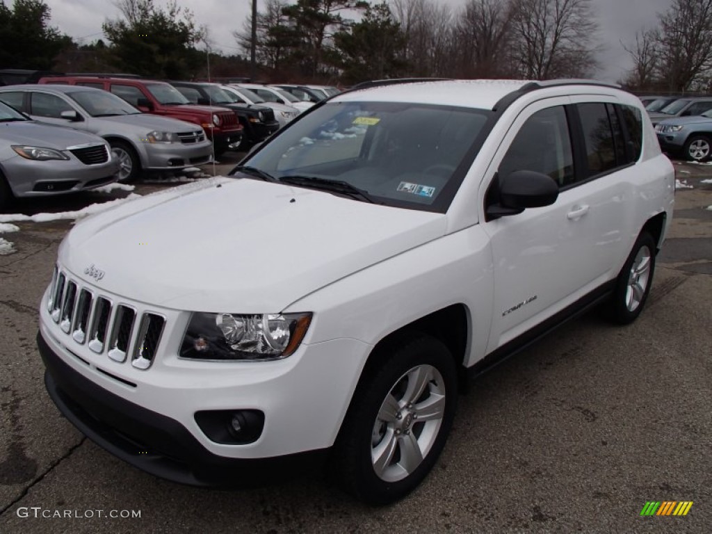 2014 Compass Sport 4x4 - Bright White / Dark Slate Gray photo #2