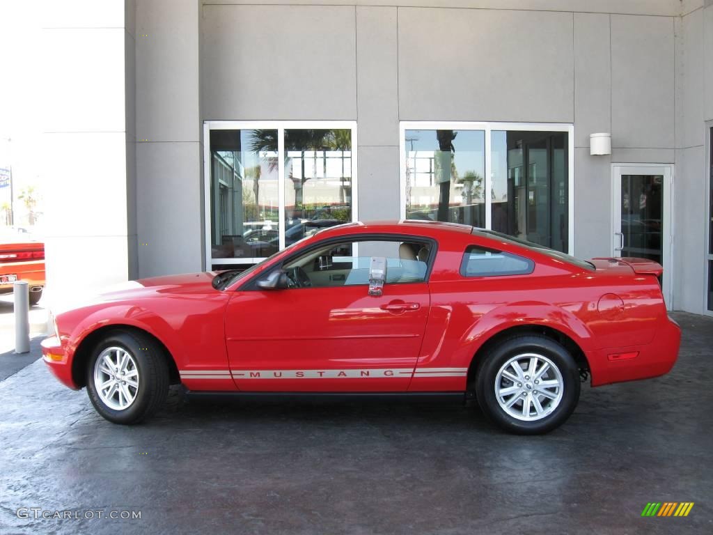 2007 Mustang V6 Premium Coupe - Torch Red / Medium Parchment photo #6