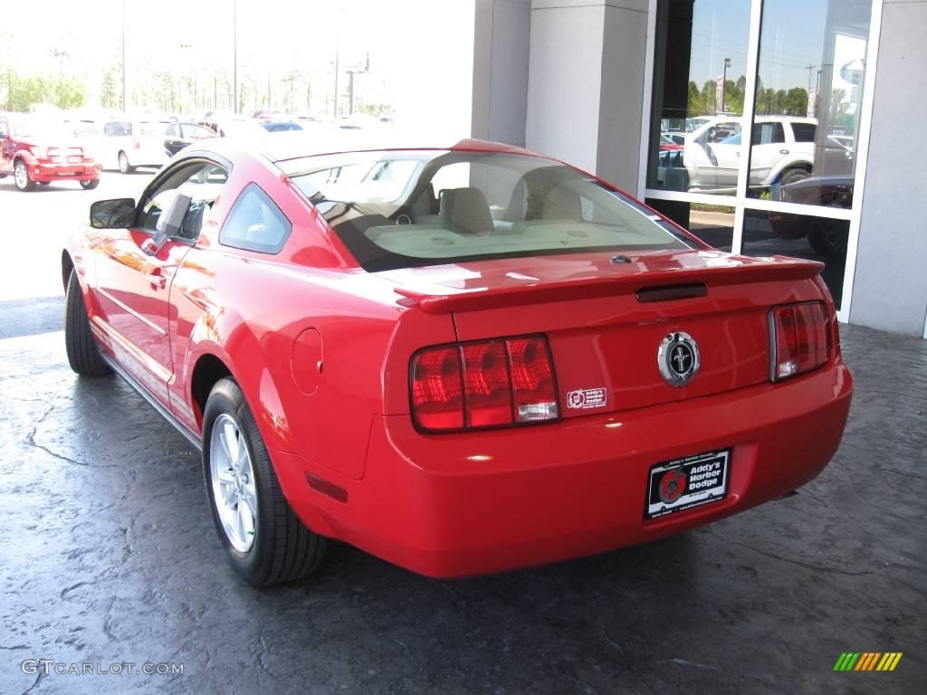 2007 Mustang V6 Premium Coupe - Torch Red / Medium Parchment photo #7