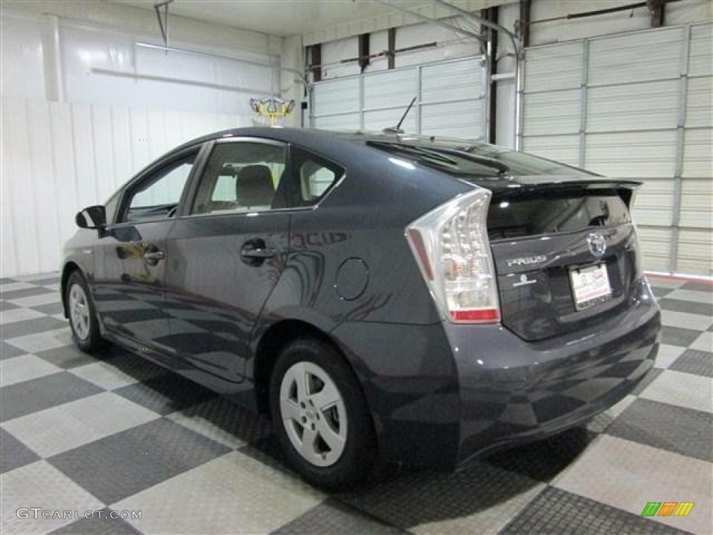 2010 Prius Hybrid III - Winter Gray Metallic / Dark Gray photo #5