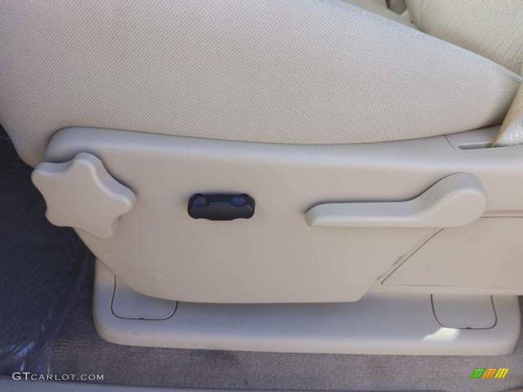 2013 Sierra 1500 SLE Crew Cab - Onyx Black / Very Dark Cashmere/Light Cashmere photo #30