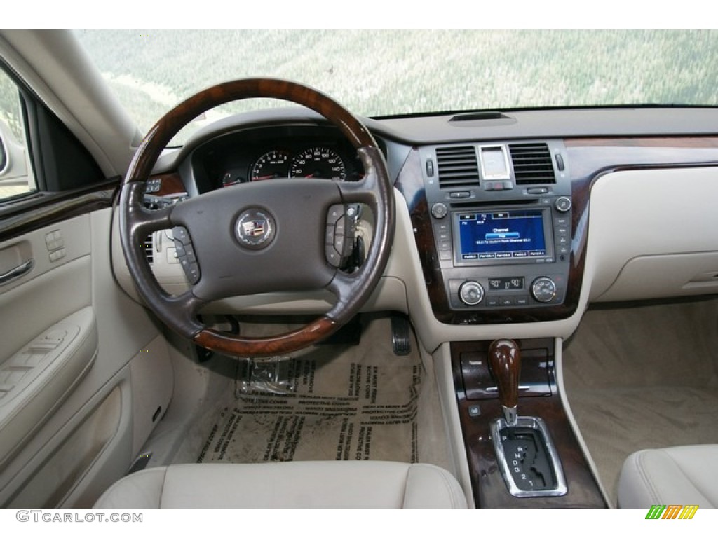 2007 Cadillac DTS Sedan Shale/Cocoa Dashboard Photo #78131739