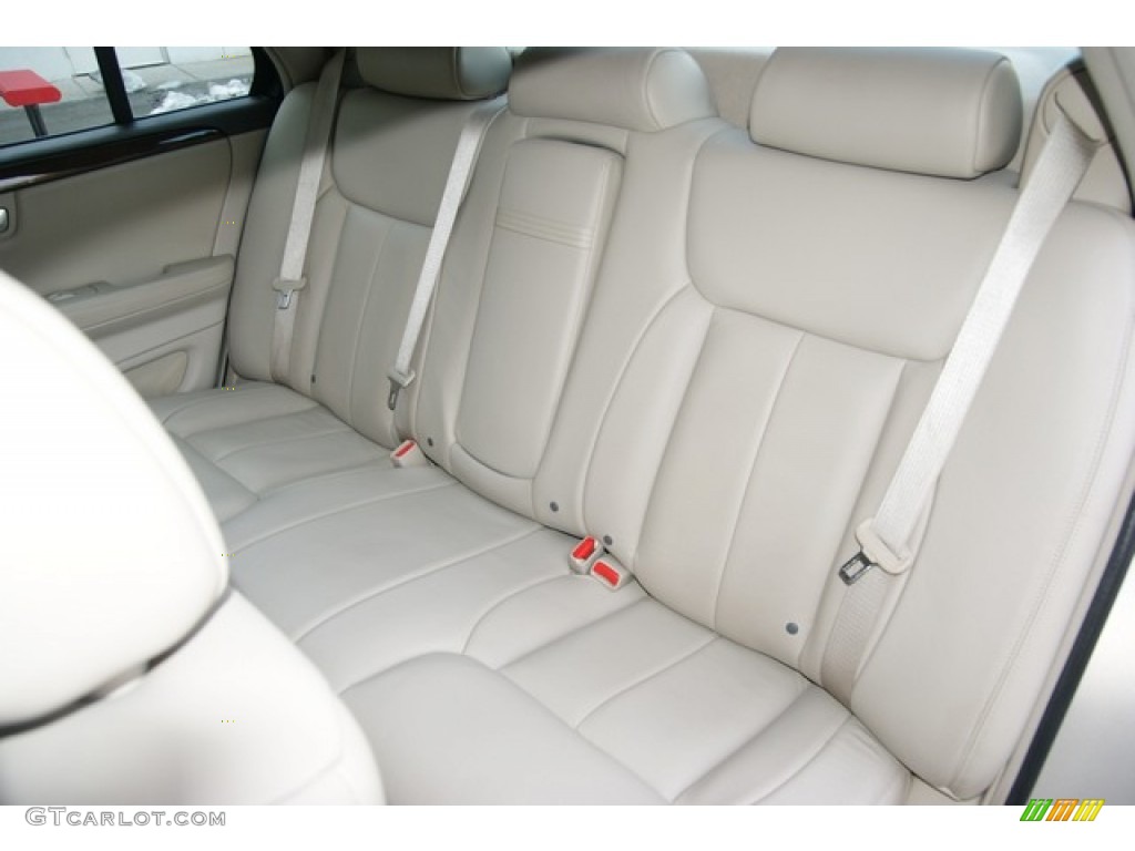 2007 Cadillac DTS Sedan Rear Seat Photo #78131924