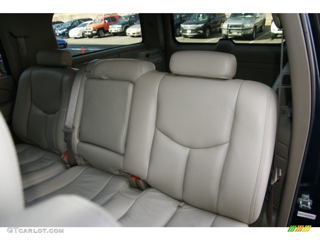 2005 Chevrolet Suburban 1500 LT 4x4 Rear Seat Photo #78132648
