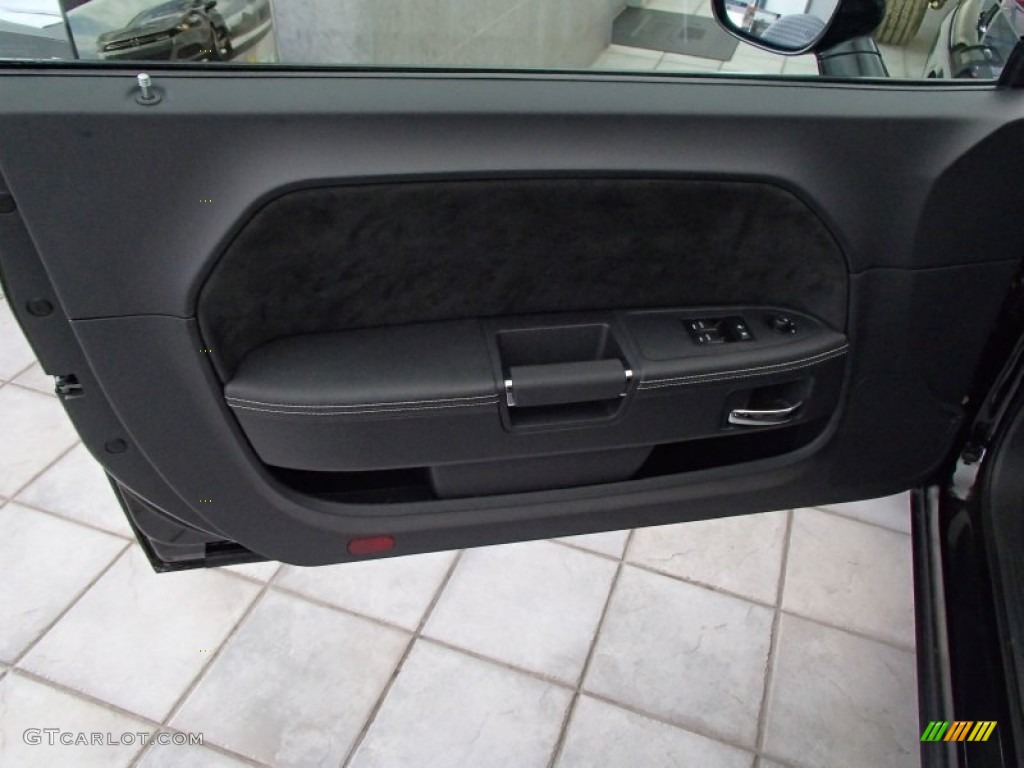 2013 Dodge Challenger SRT8 392 Dark Slate Gray Door Panel Photo #78134736