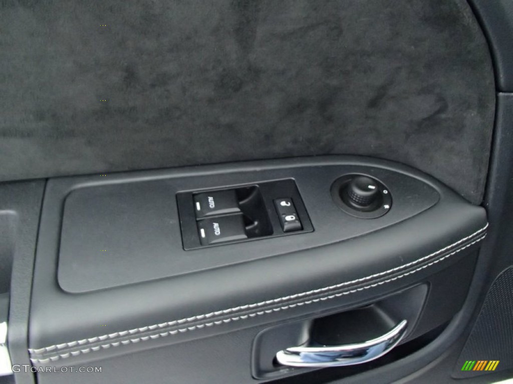 2013 Dodge Challenger SRT8 392 Controls Photo #78134793
