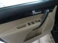 Ebony Black - Sorento LX Photo No. 16
