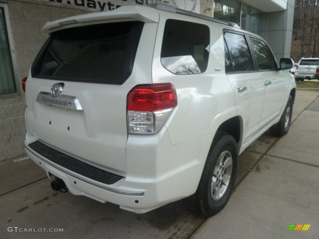 2013 4Runner SR5 4x4 - Blizzard White Pearl / Graphite photo #2