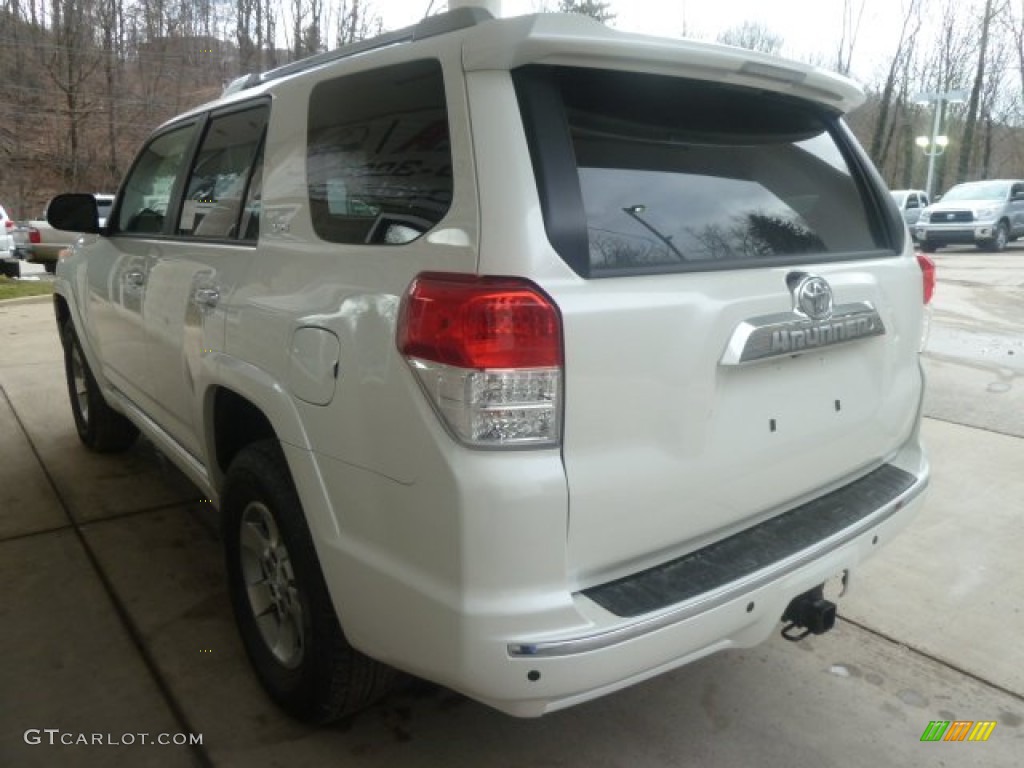 2013 4Runner SR5 4x4 - Blizzard White Pearl / Graphite photo #4