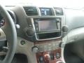 2013 Classic Silver Metallic Toyota Highlander Limited 4WD  photo #18