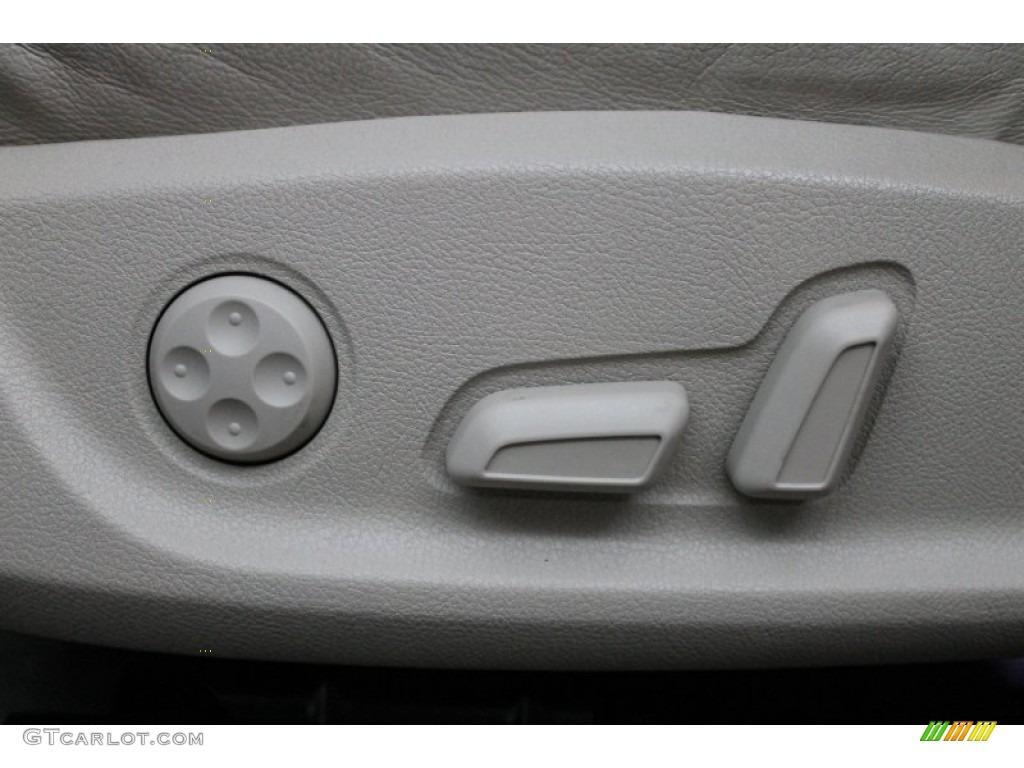 2009 Audi A4 3.2 quattro Sedan Controls Photo #78137862