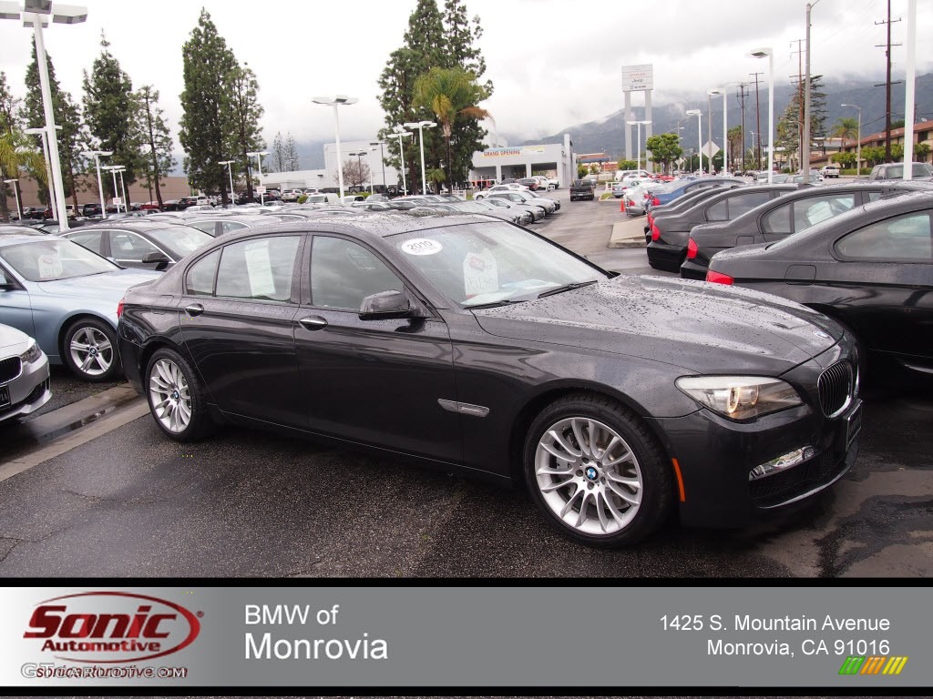 Dark Graphite Metallic BMW 7 Series