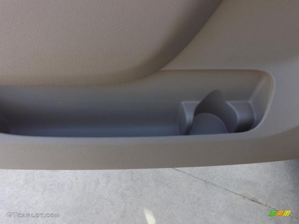 2013 Sierra 1500 SLT Crew Cab 4x4 - Onyx Black / Very Dark Cashmere/Light Cashmere photo #34