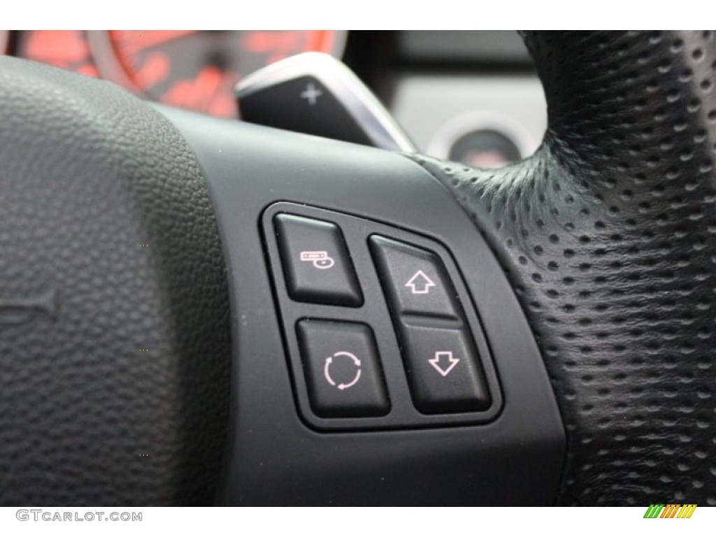 2011 BMW 3 Series 335is Convertible Controls Photo #78139350