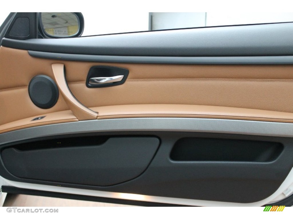 2011 BMW 3 Series 335is Convertible Door Panel Photos