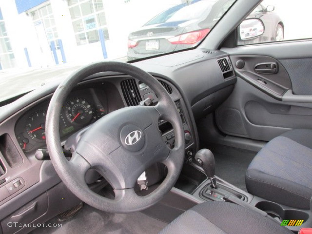 2006 Elantra GT Hatchback - Ebony Black / Gray photo #13
