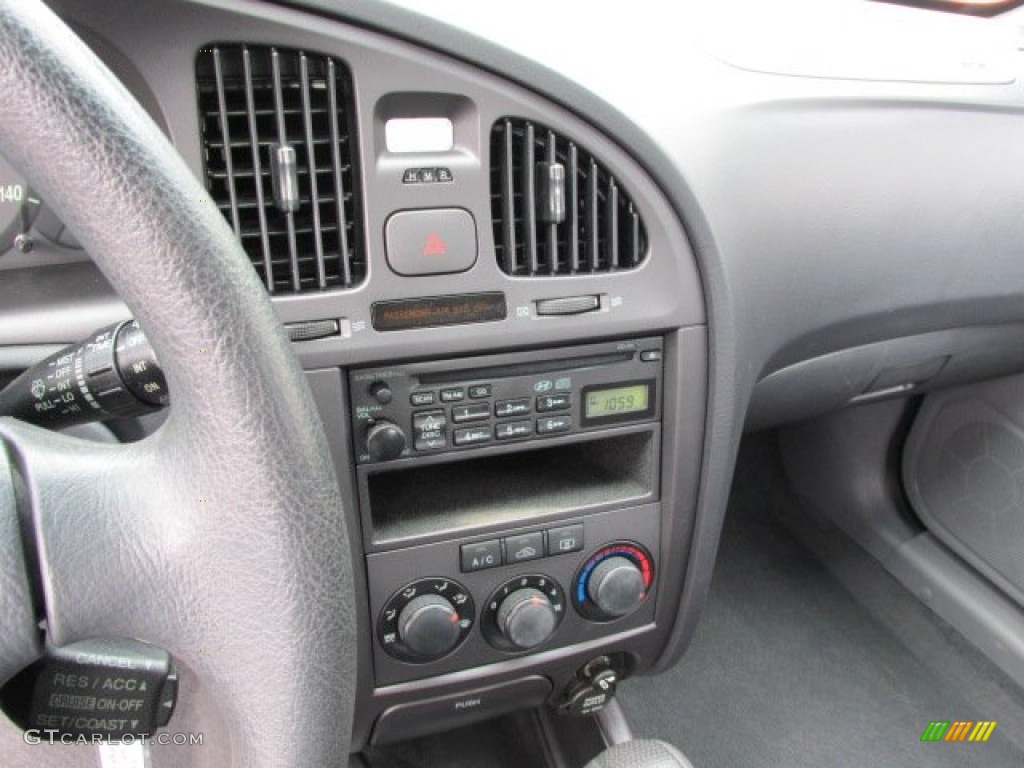 2006 Elantra GT Hatchback - Ebony Black / Gray photo #15