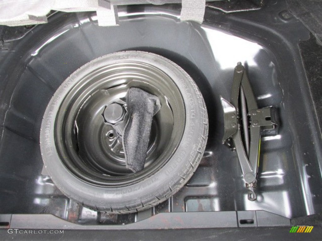 2006 Elantra GT Hatchback - Ebony Black / Gray photo #21