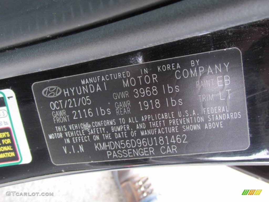 2006 Elantra GT Hatchback - Ebony Black / Gray photo #24