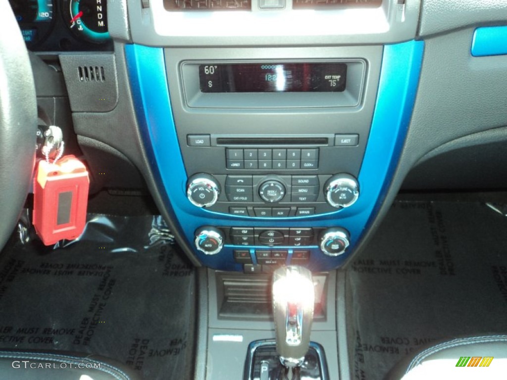 2010 Ford Fusion Sport Controls Photo #78143041