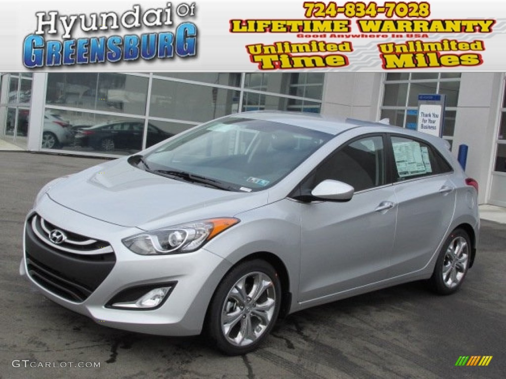 Silver Hyundai Elantra