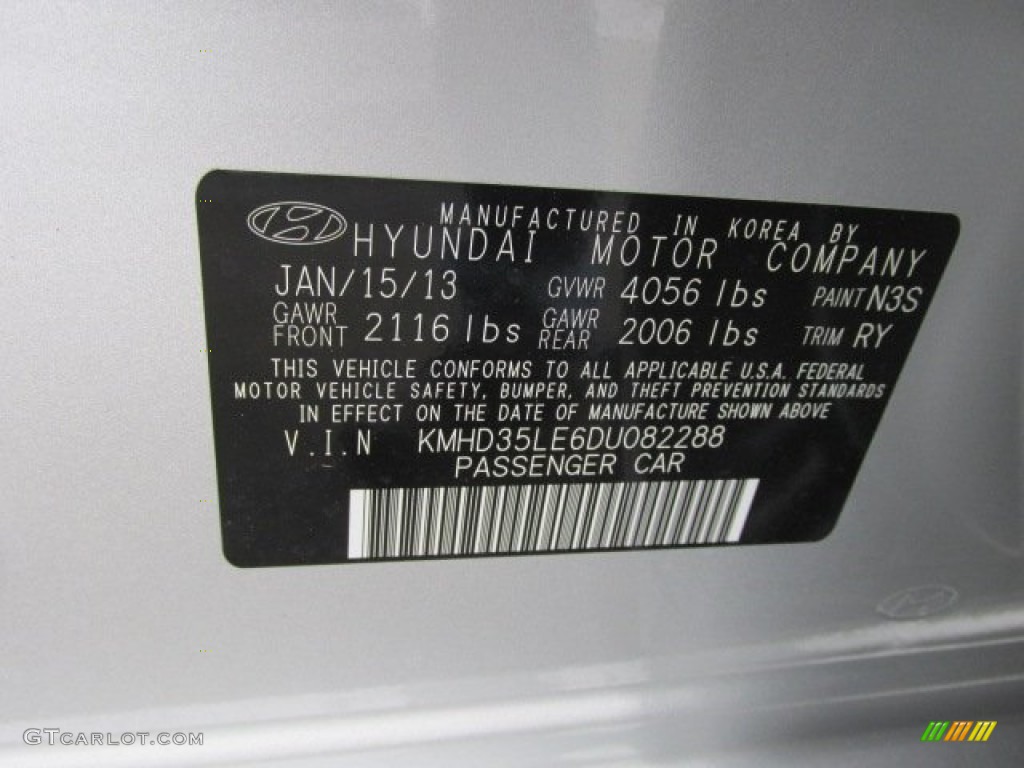 2013 Elantra GT - Silver / Black photo #10