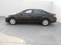 Black - Camry LE Photo No. 8