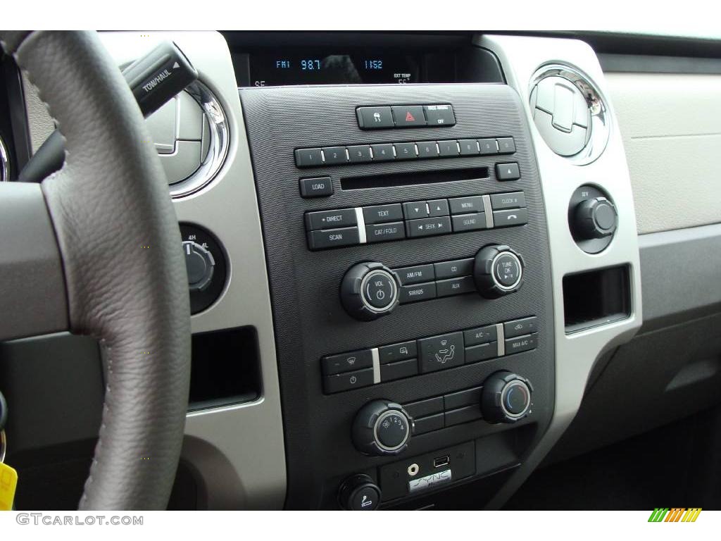 2009 F150 XLT SuperCab 4x4 - Stone Green Metallic / Stone/Medium Stone photo #21