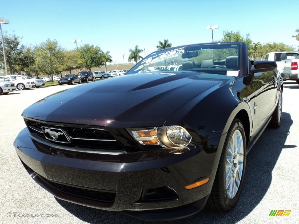 2012 Mustang V6 Premium Convertible - Lava Red Metallic / Charcoal Black photo #16