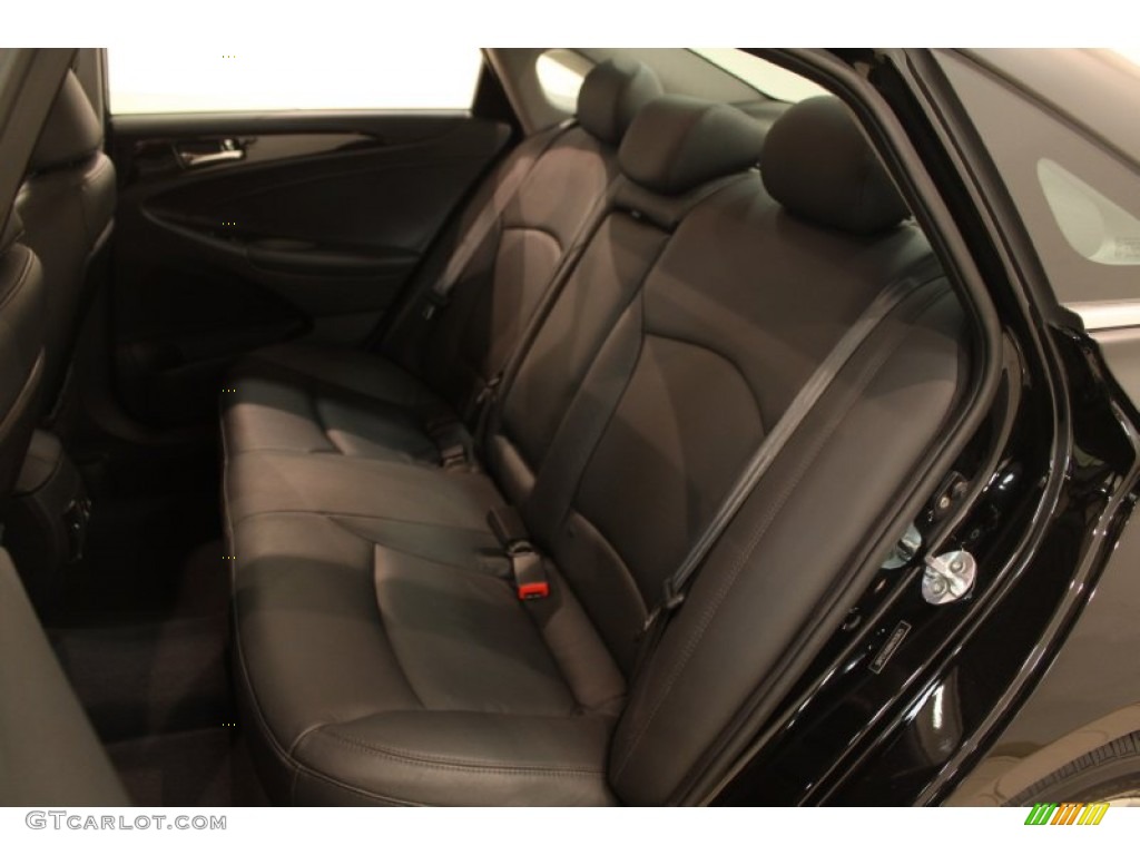 2011 Sonata Limited 2.0T - Midnight Black / Black photo #18