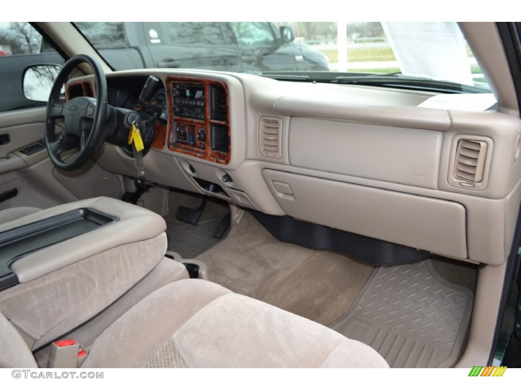 2007 Chevrolet Silverado 1500 Classic LT Extended Cab Tan Dashboard Photo #78149092