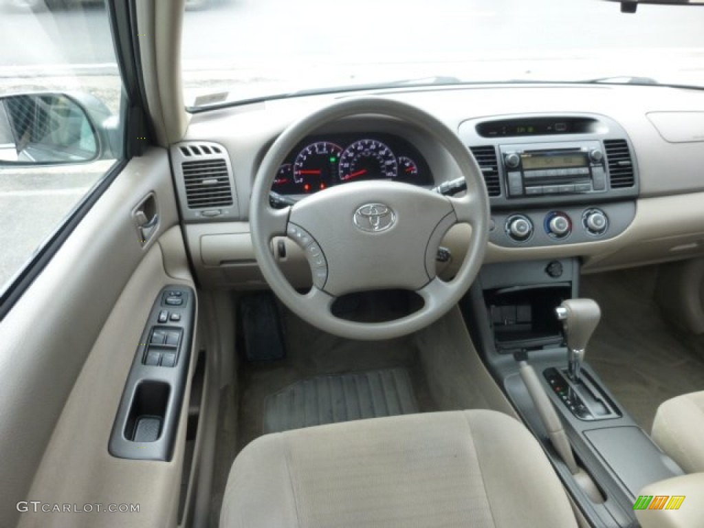 2006 Camry LE - Mineral Green Opal / Taupe photo #13