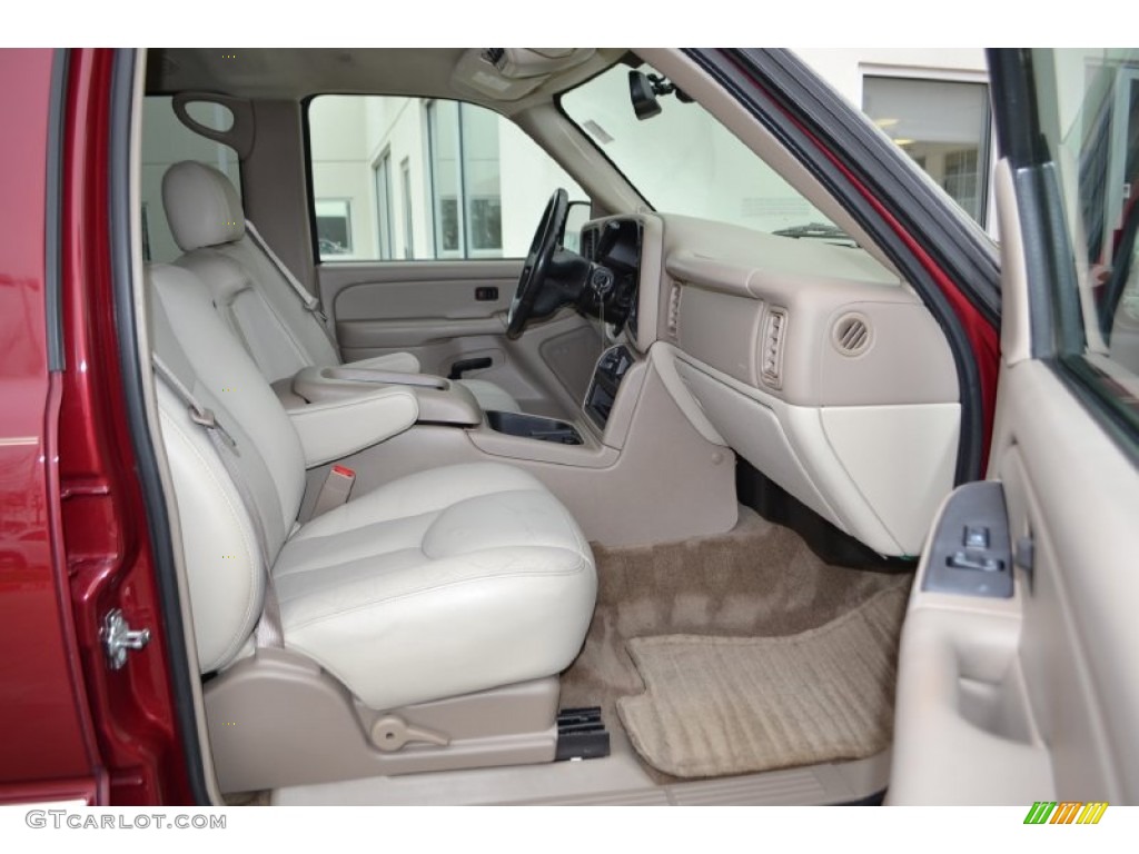 2004 GMC Yukon SLT Front Seat Photo #78150582