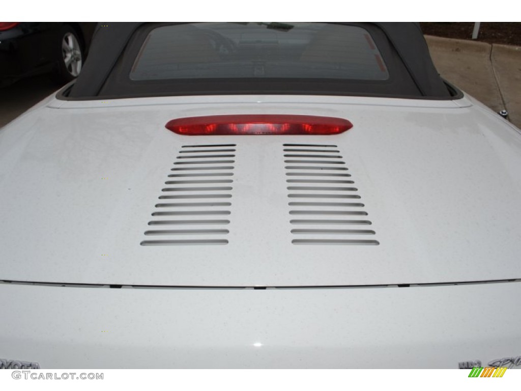 2005 MR2 Spyder Roadster - Super White / Tan photo #19