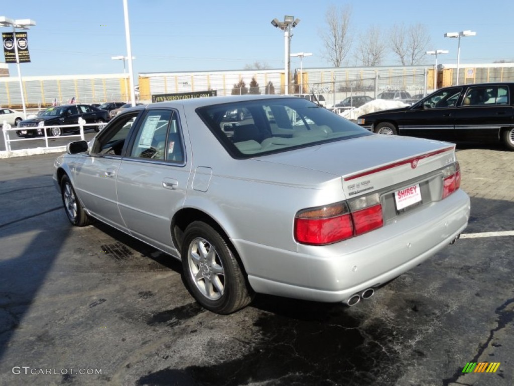 2002 Seville SLS - Sterling Silver / Dark Gray photo #6